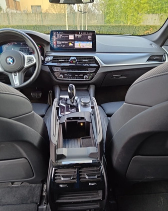 BMW Seria 5 cena 179998 przebieg: 95060, rok produkcji 2021 z Wrocław małe 301